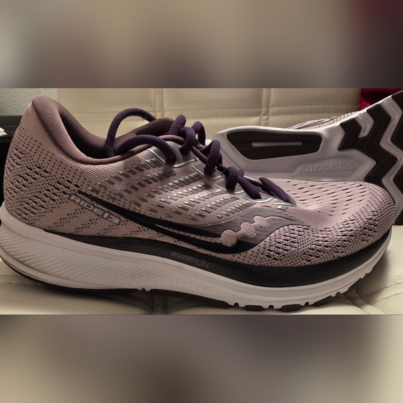 Saucony Women's Ride 13 Blush Dusk Running Shoes - Size 8.5 - Picture 3 of 7